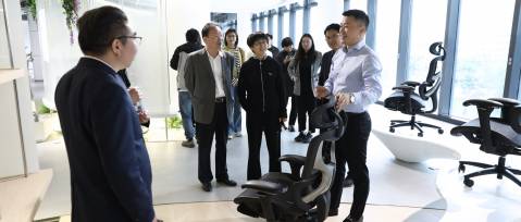 今日恒林 | 中央及行業(yè)媒體社長總編團(tuán)走進(jìn)恒林