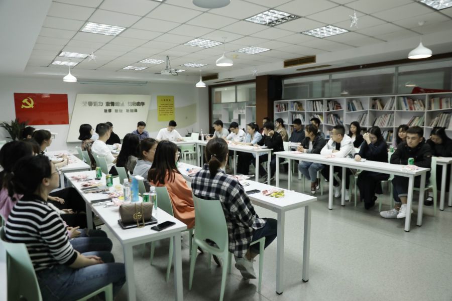 16251117603417521aMa.jpg 258A8236.jpg